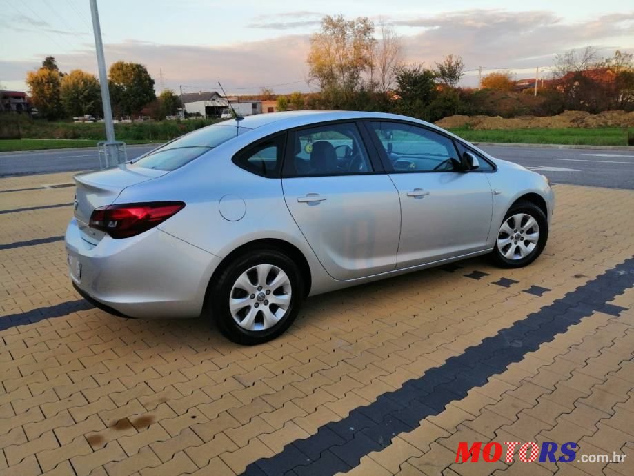 2018' Opel Astra 1.6 Cdti photo #4