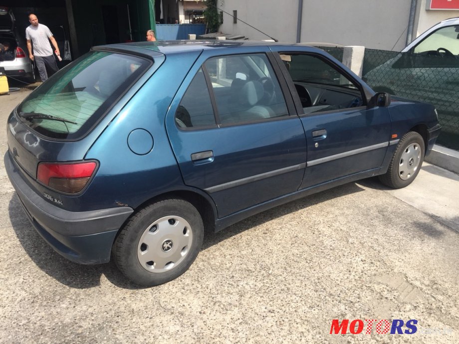1995' Peugeot 306 photo #1