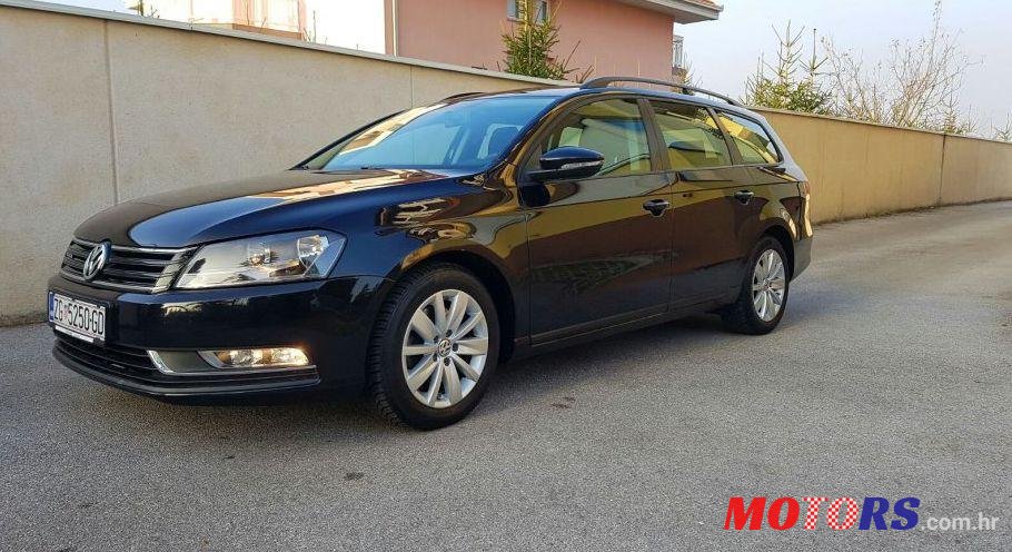 2013' Volkswagen Passat Variant 1,6 Tdi photo #2
