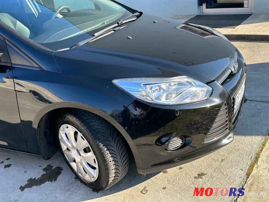 2013' Ford Focus photo #3