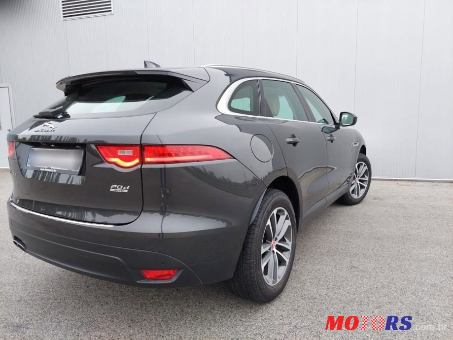 2017' Jaguar F-Pace 2.0 D photo #2