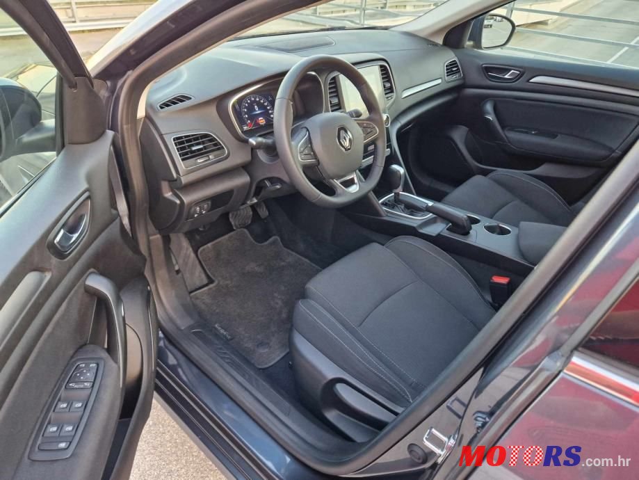 2020' Renault Megane Grandtour Blue Dci 115 photo #5