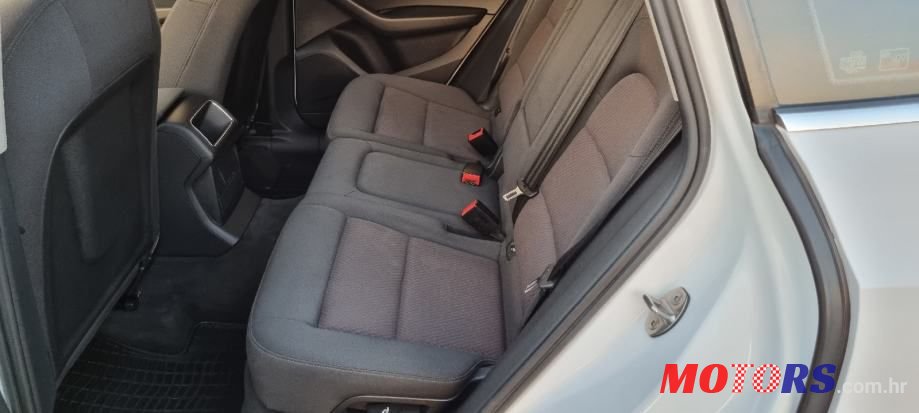 2012' Audi Q5 photo #4