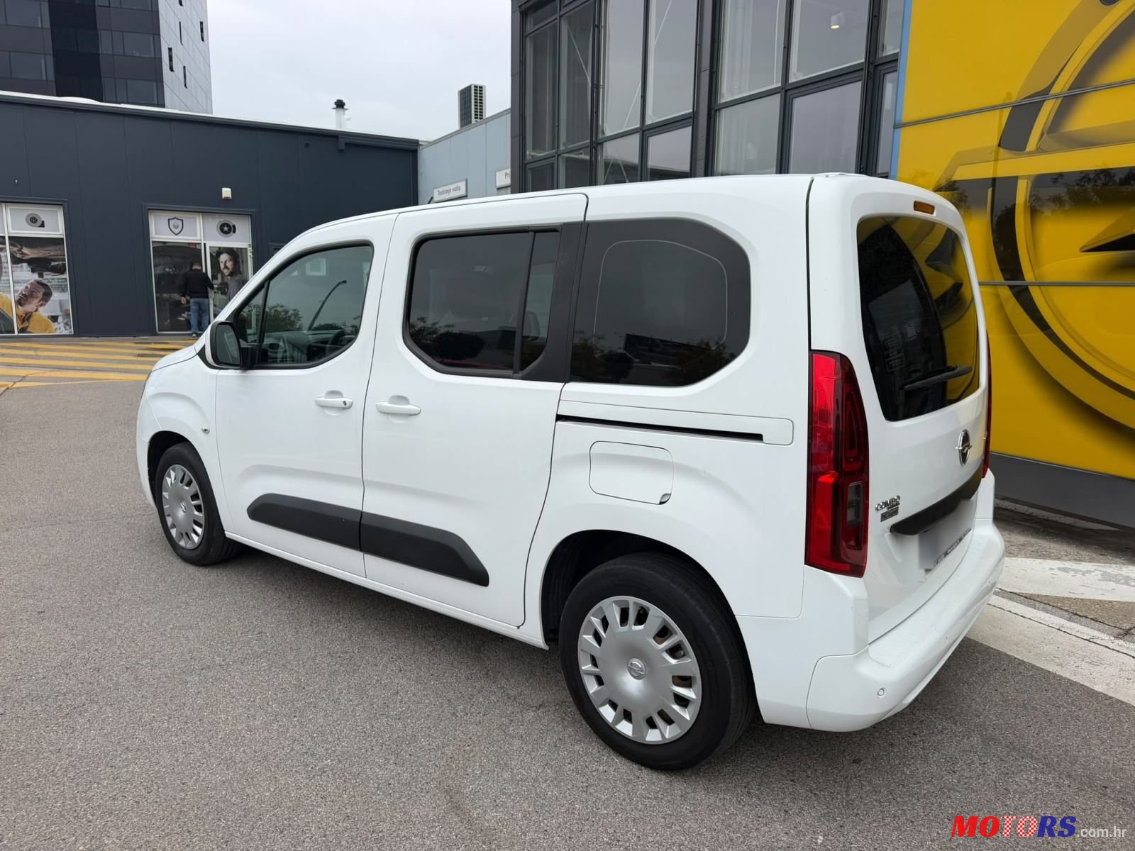 2019' Opel Combo L1H1 1.5D 75Kw photo #6