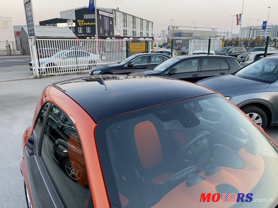 2015' Smart Fortwo photo #6