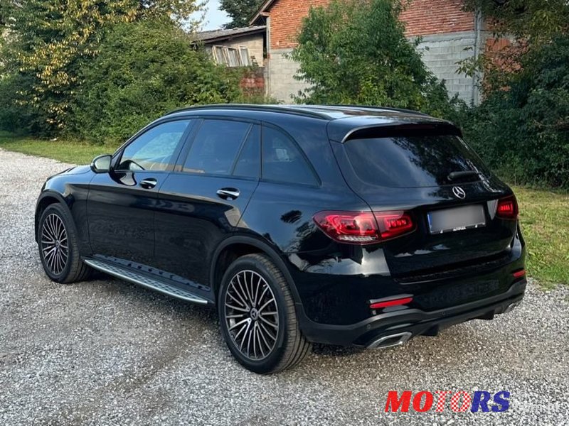 2020' Mercedes-Benz GLC 220 D 4Matic photo #2