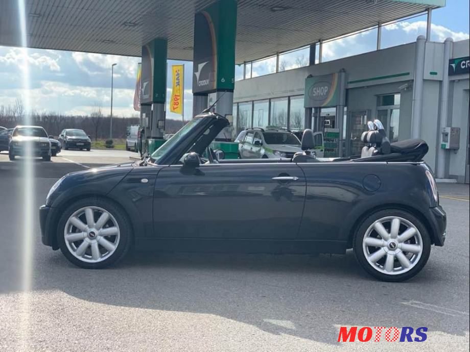 2007' MINI Cabrio Cooper Cab photo #5