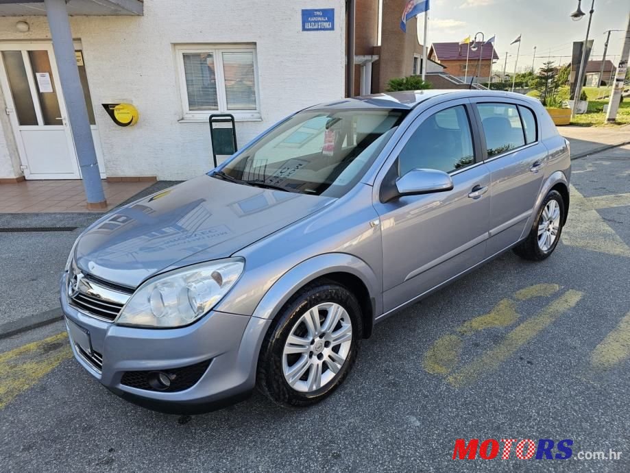2007' Opel Astra 1,6 photo #1