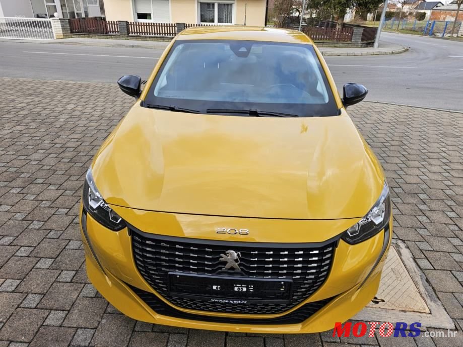 2022' Peugeot 208 1,2 photo #3