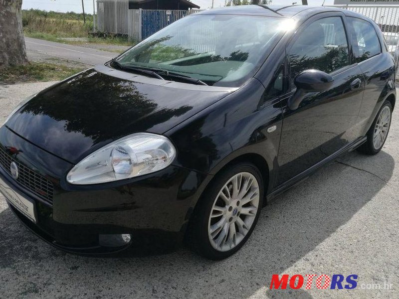 2007' Fiat Grande Punto photo #1