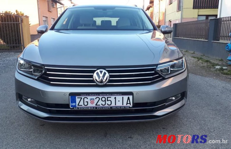 2017' Volkswagen Passat Variant photo #3