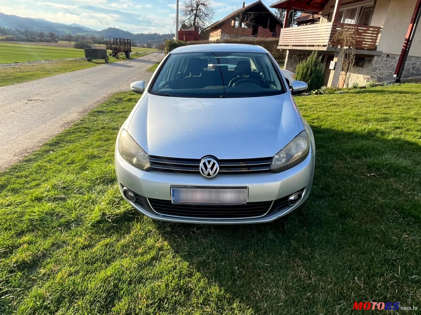 2010' Volkswagen Golf VI 1,6 Tdi photo #2