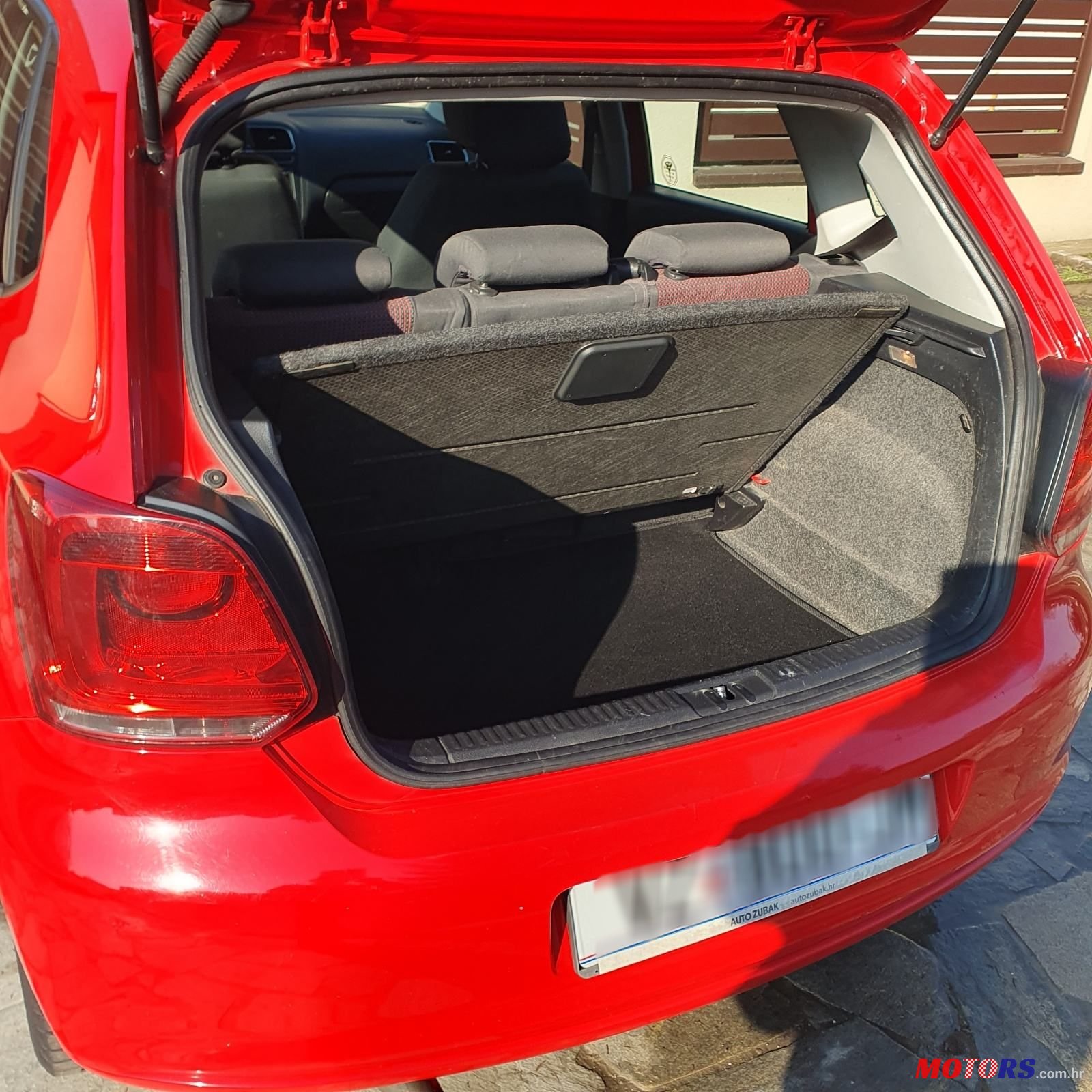 2010' Volkswagen Polo 1,6 Tdi photo #2