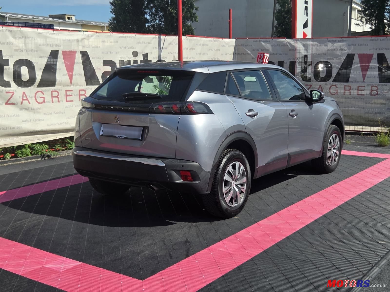 2021' Peugeot 2008 1,5 Bluehdi photo #4