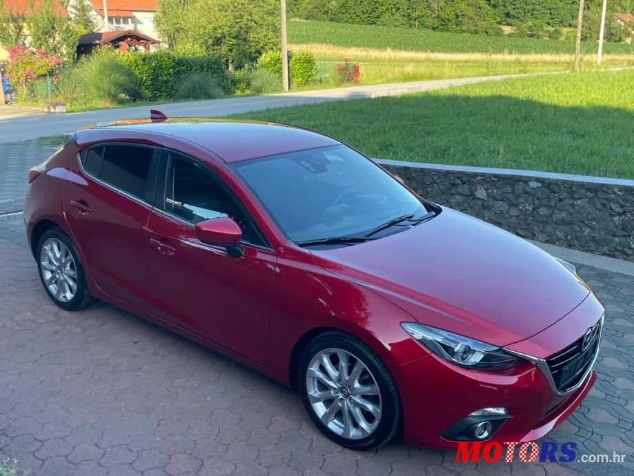 2015' Mazda 3 G120 Top photo #2