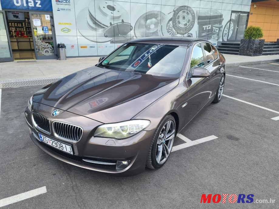 2010' BMW Serija 5 525D photo #1