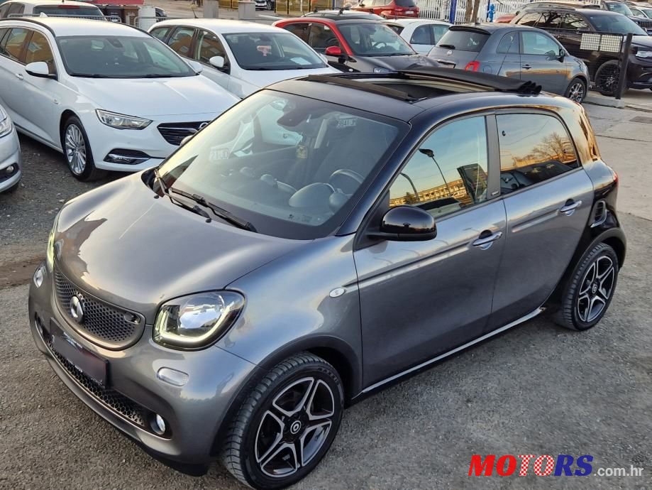 2016' Smart Forfour 0.9 Turbo photo #2