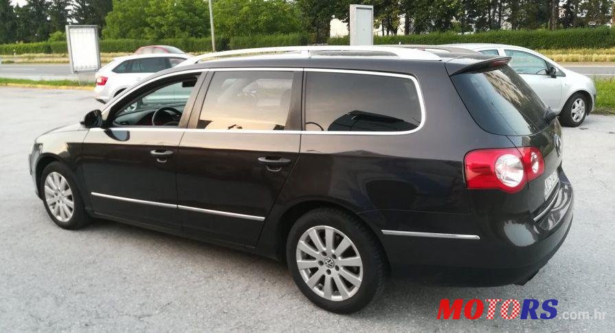 2008' Volkswagen Passat Variant 2,0 Tdi photo #1