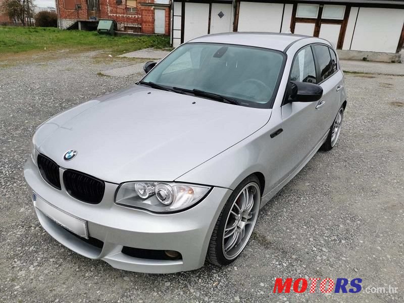 2010' BMW Serija 1 120D photo #3