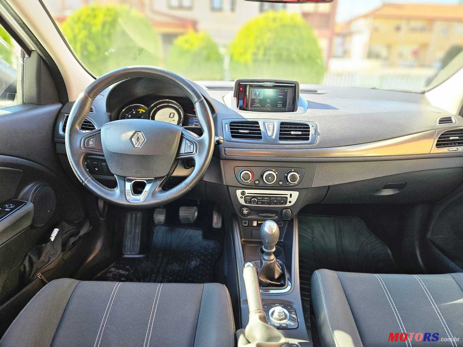 2015' Renault Megane Grandtour 1.5 DCI photo #5