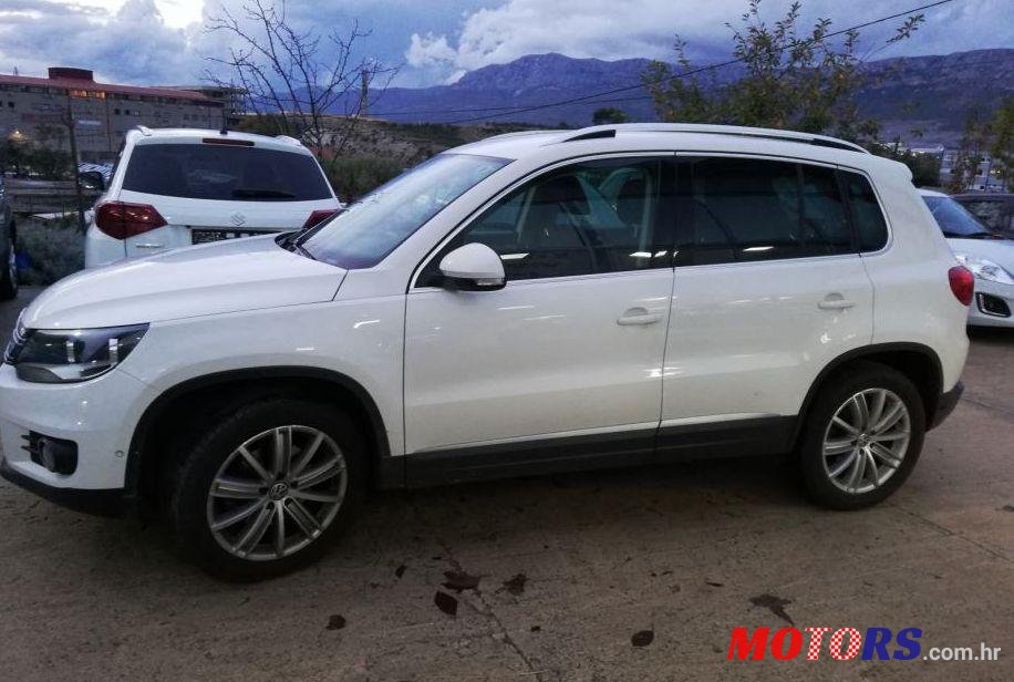 2012' Volkswagen Tiguan 2,0 Tdi photo #1