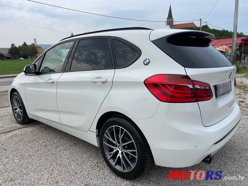 2015' BMW Serija 2 218D photo #6