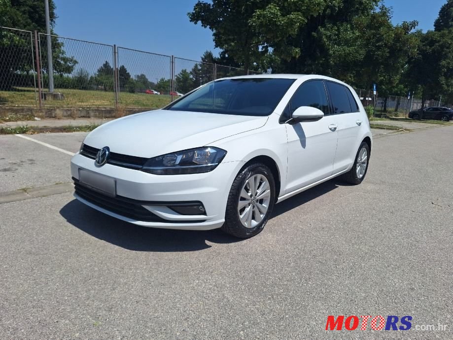 2017' Volkswagen Golf VII 1,6 Tdi photo #1
