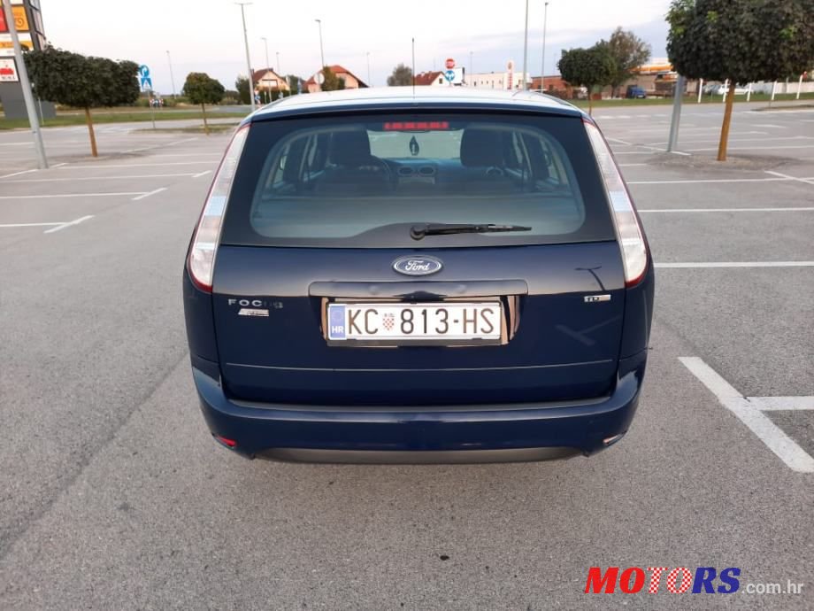 2008' Ford Focus Karavan photo #6