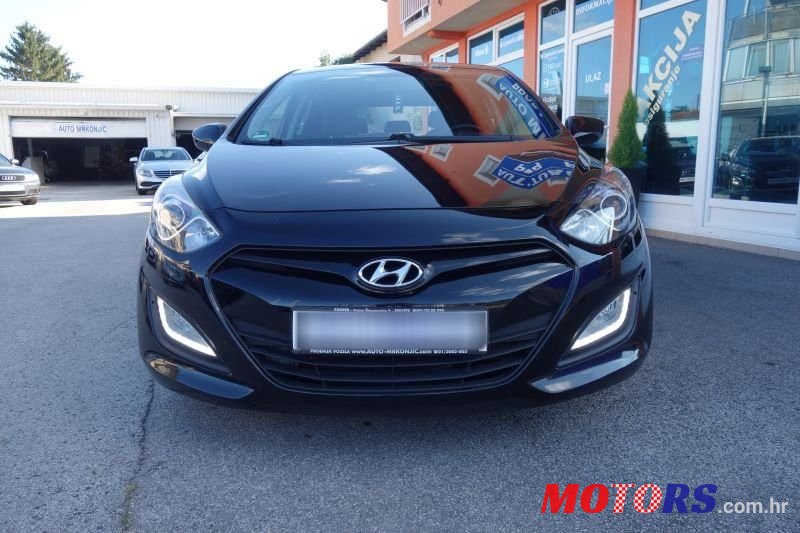 2013' Hyundai i30 photo #2