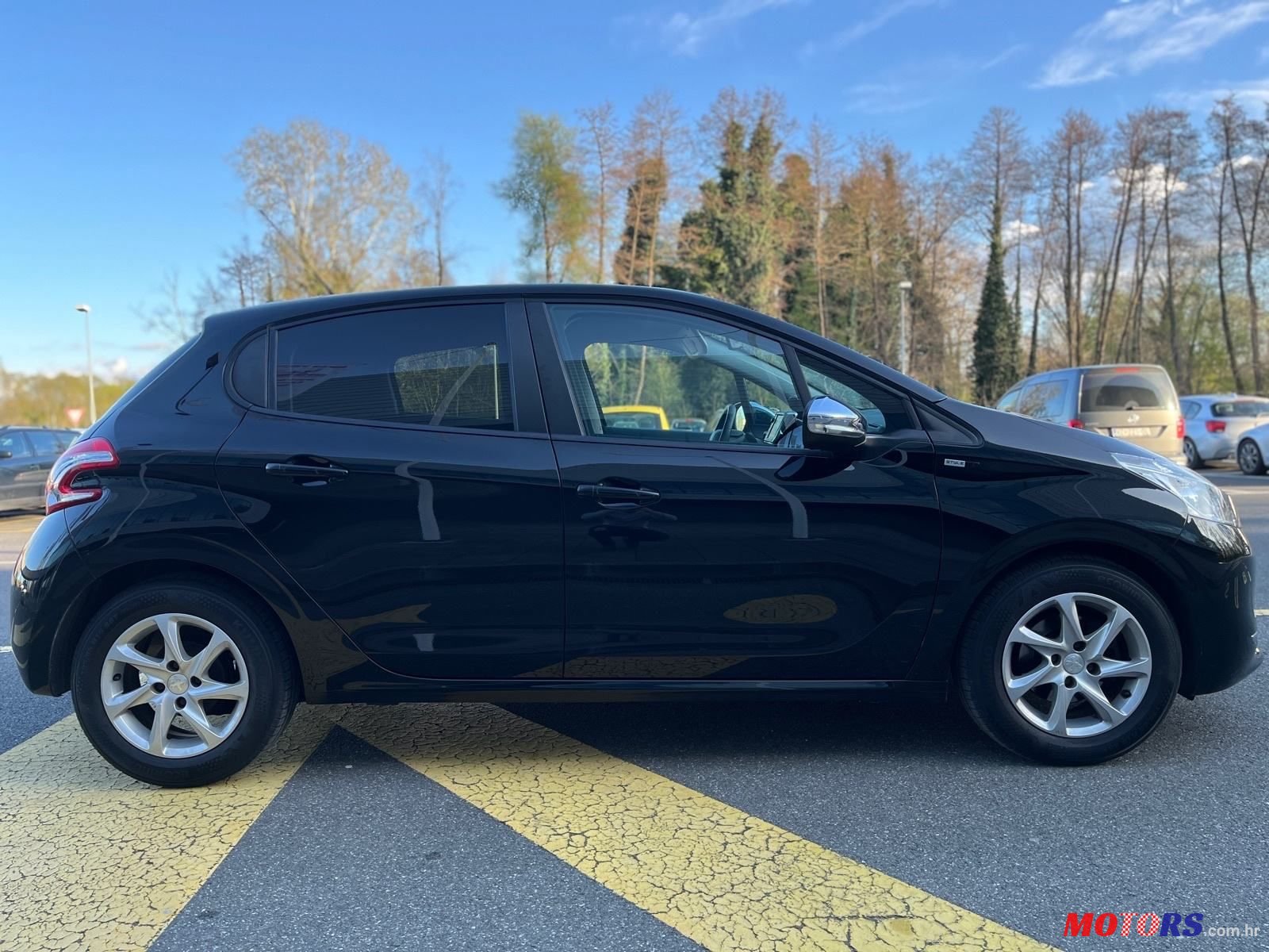 2015' Peugeot 208 1,2 photo #4