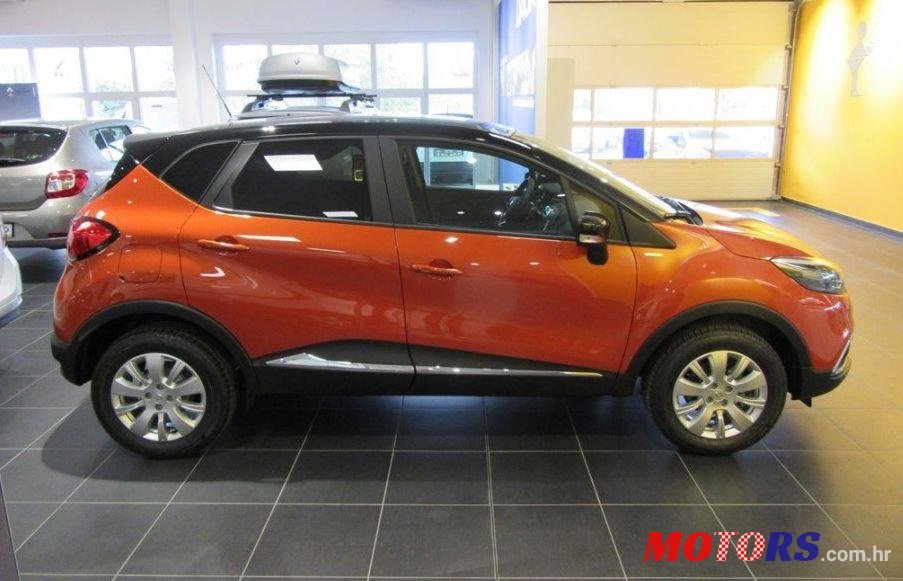 2016' Renault Captur Tce 90 Energy Limited photo #2