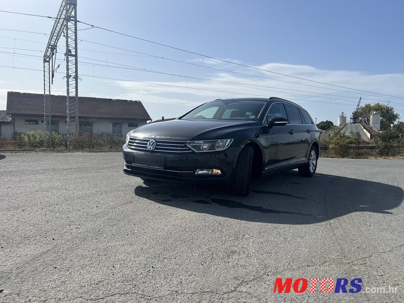 2019' Volkswagen Passat Variant photo #3