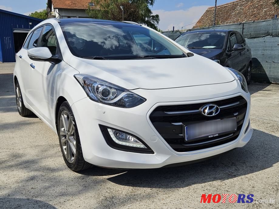 2015' Hyundai i30 1,6 Crdi photo #3