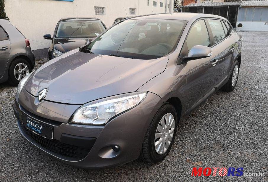 2010' Renault Megane Grandtour 1,5 Dci photo #1