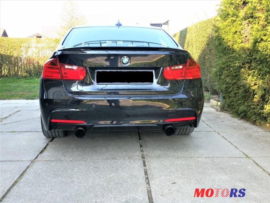 2015' BMW Serija 3 318D photo #4