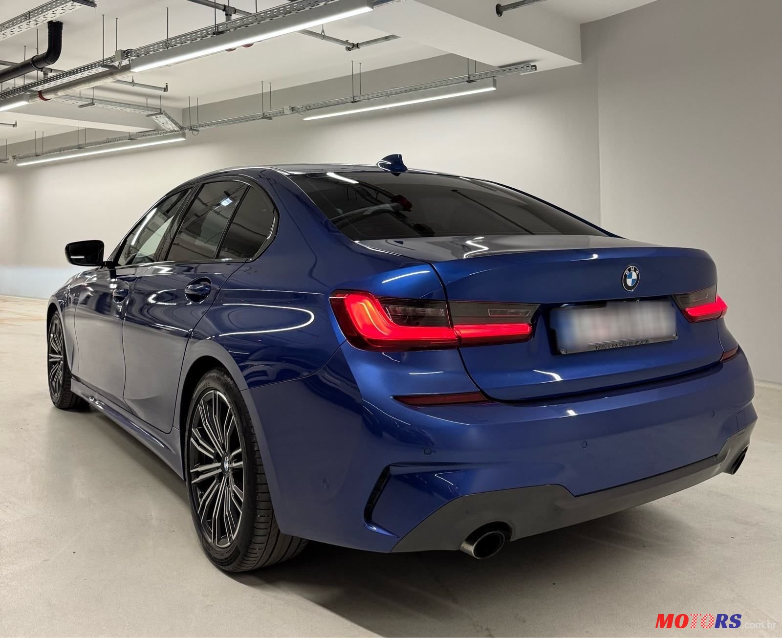 2019' BMW Serija 3 318D photo #2