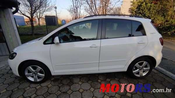 2010' Volkswagen Golf Plus 1,6 Tdi photo #4