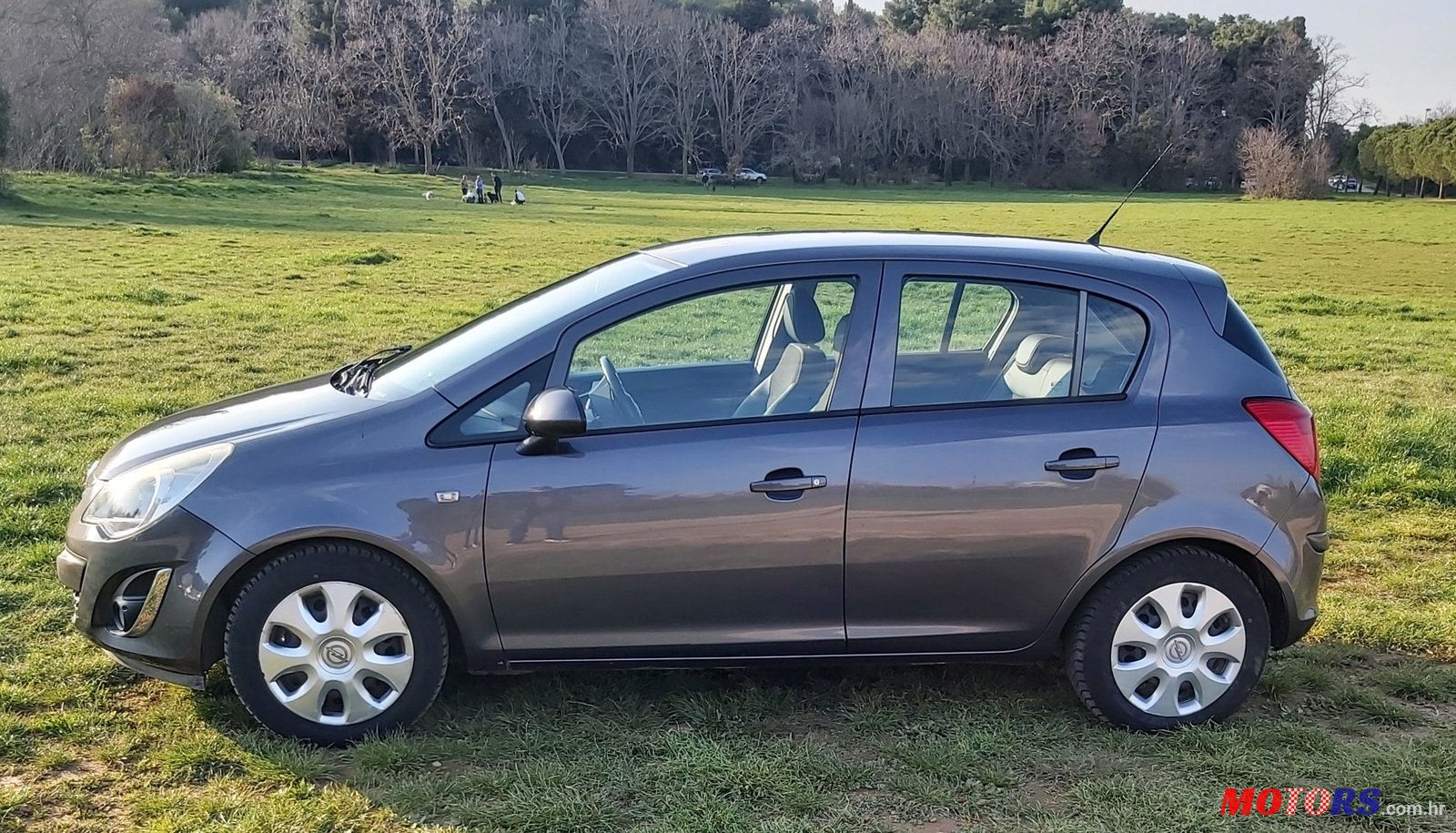 2012' Opel Corsa photo #1