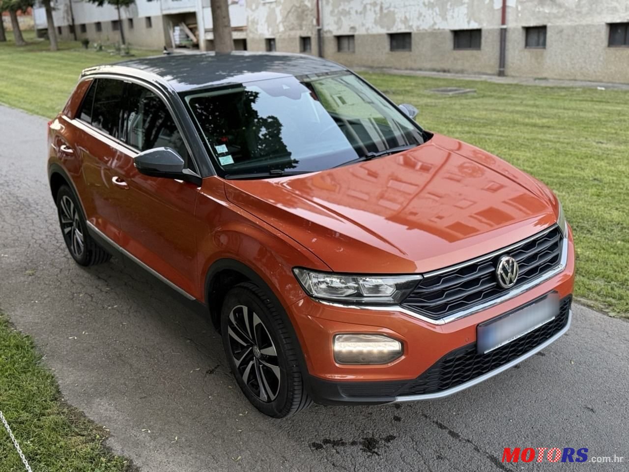 2019' Volkswagen T-Roc 1,6 Tdi photo #3