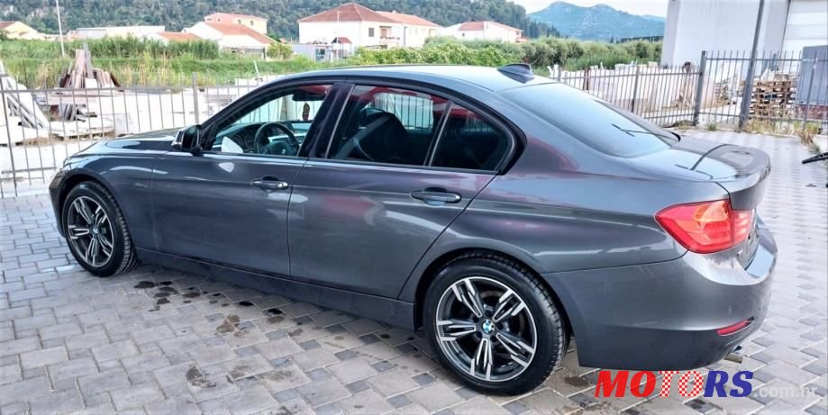 2012' BMW Serija 3 318D photo #2