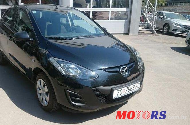 2013' Mazda 2 1.3I Ce Pro photo #1