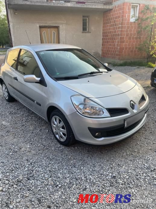2007' Renault Clio 1,2 16V photo #1