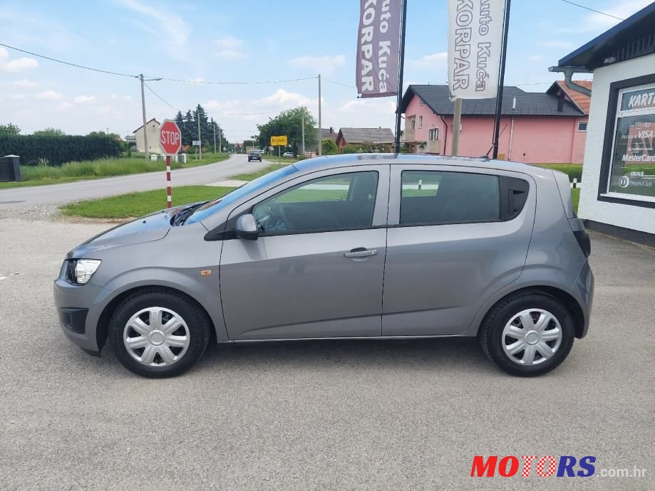 2012' Chevrolet Aveo photo #4