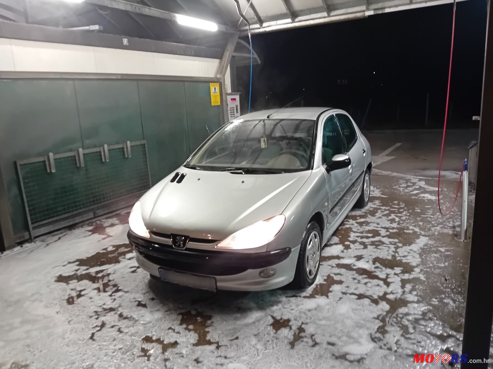 2002' Peugeot 206 206 1,1 photo #1