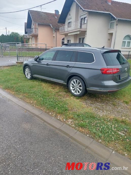 2015' Volkswagen Passat Variant photo #5