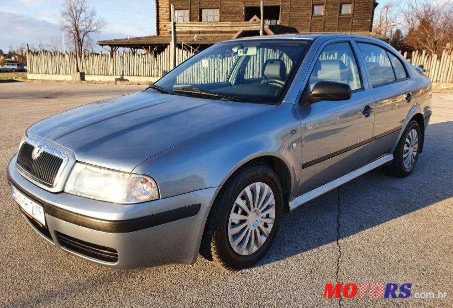2002' Skoda Octavia 1,9 Tdi Classic photo #1