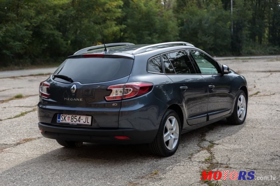 2015' Renault Megane Grandtour Dci photo #3