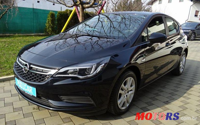 2016' Opel Astra 1.6 Cdti photo #1
