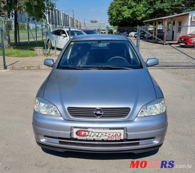 2005' Opel Astra 1,4 photo #2