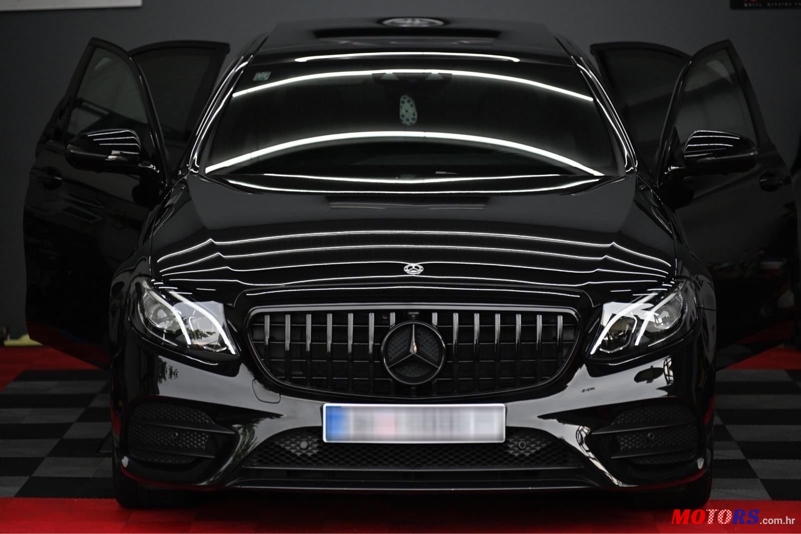 2019' Mercedes-Benz E-Klasa 220 D photo #2